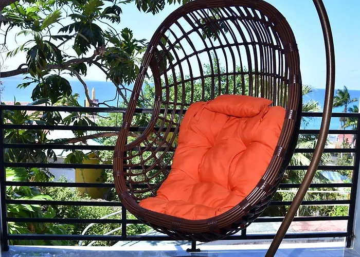 Lsstonethrow Apts * Montego Bay